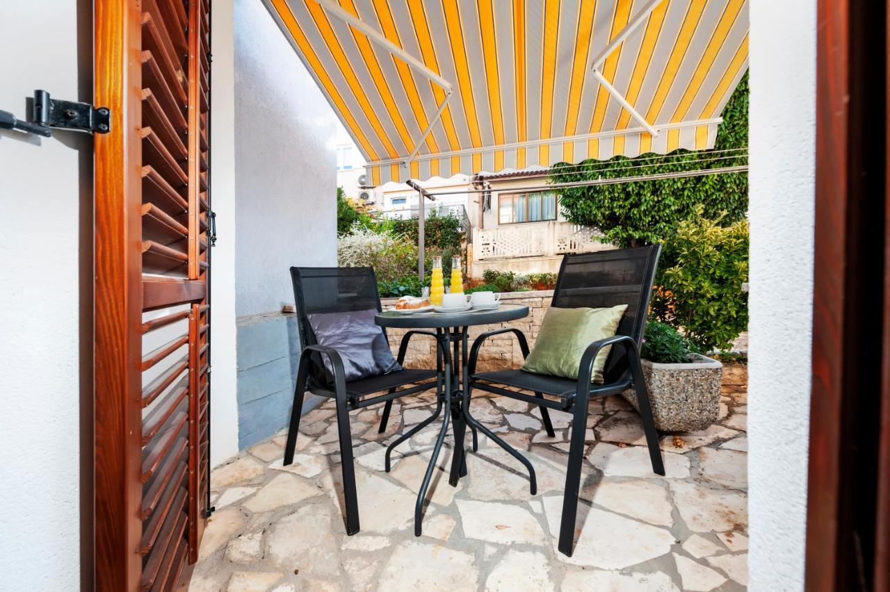Villa Milli B&B Ровинь Экстерьер фото